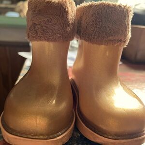 mini melissa girls gold glitter n fur boots